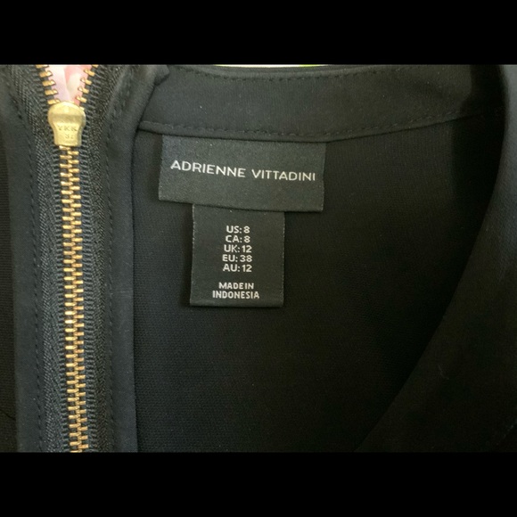 Ladies Dress - Picture 4 of 13